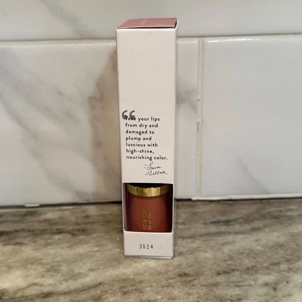 Laura Geller Treat N Go TINTED LIP OIL - Crunch Time Non-Sticky Hydrating NEW